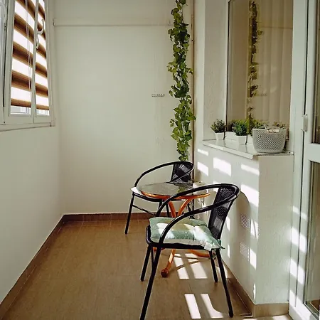 P51 - Modern 2 Bedroom